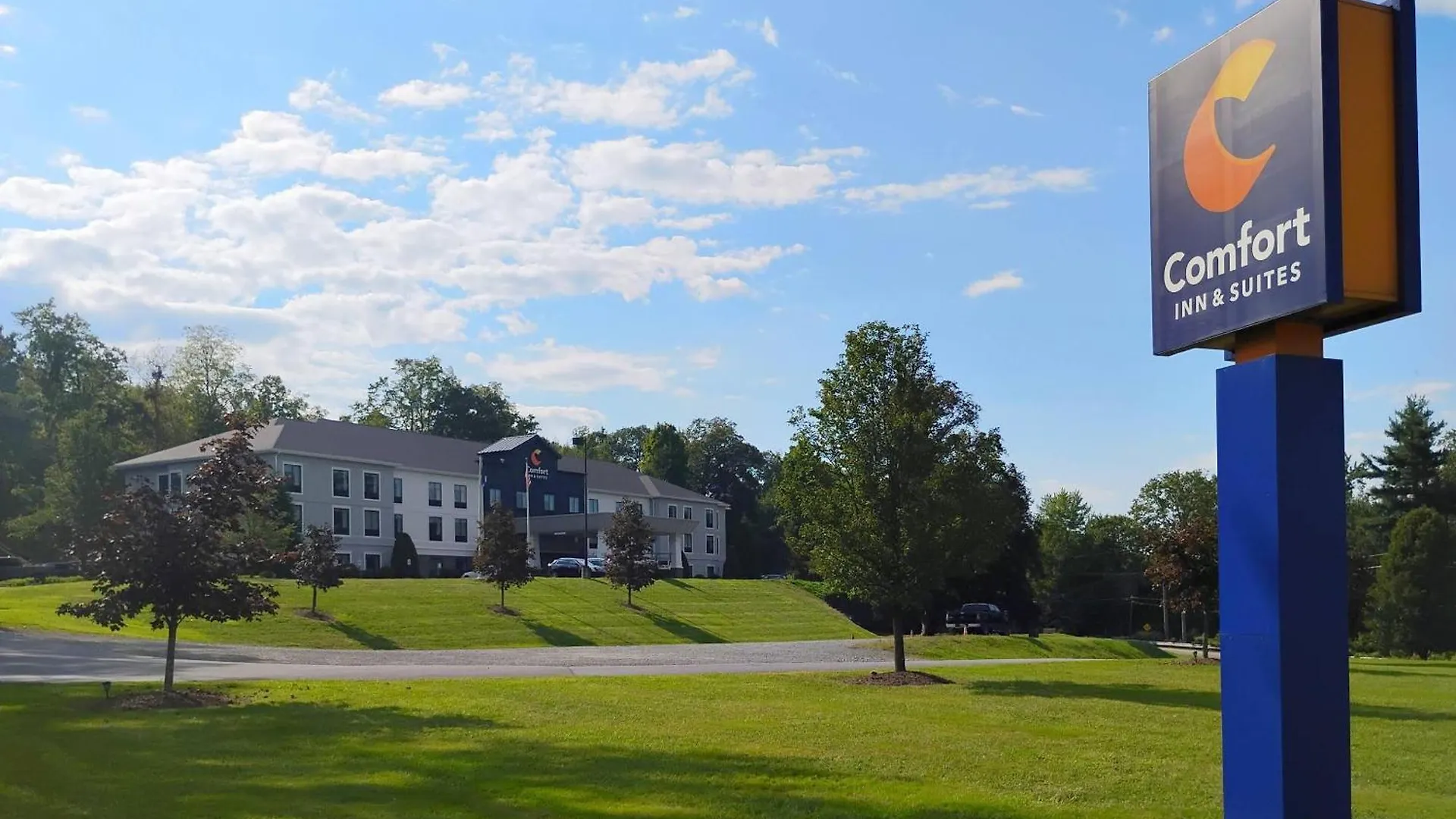 14 Comfort Hotels in the Appalachian Mountains That Deliver
