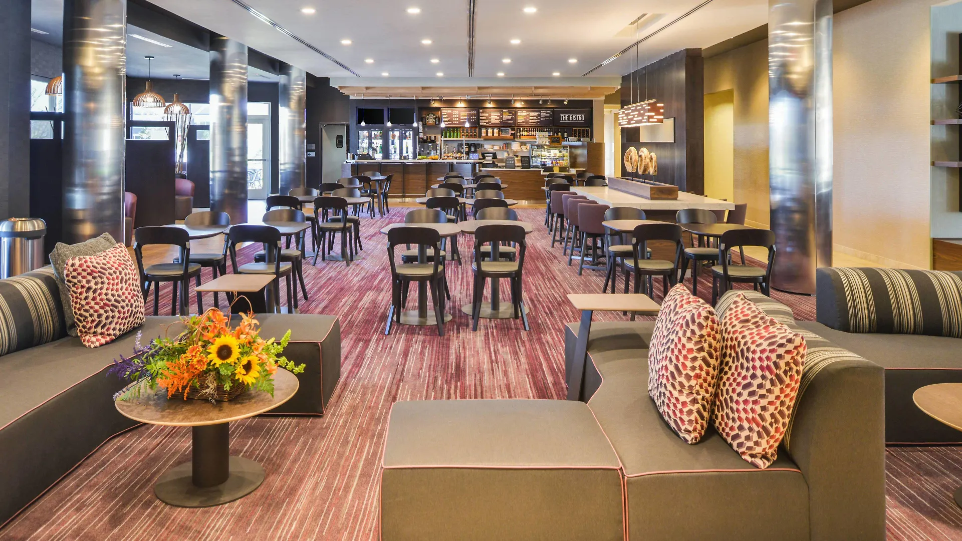 10 Courtyard by Marriott Hotels in the Midwest for Every Trip