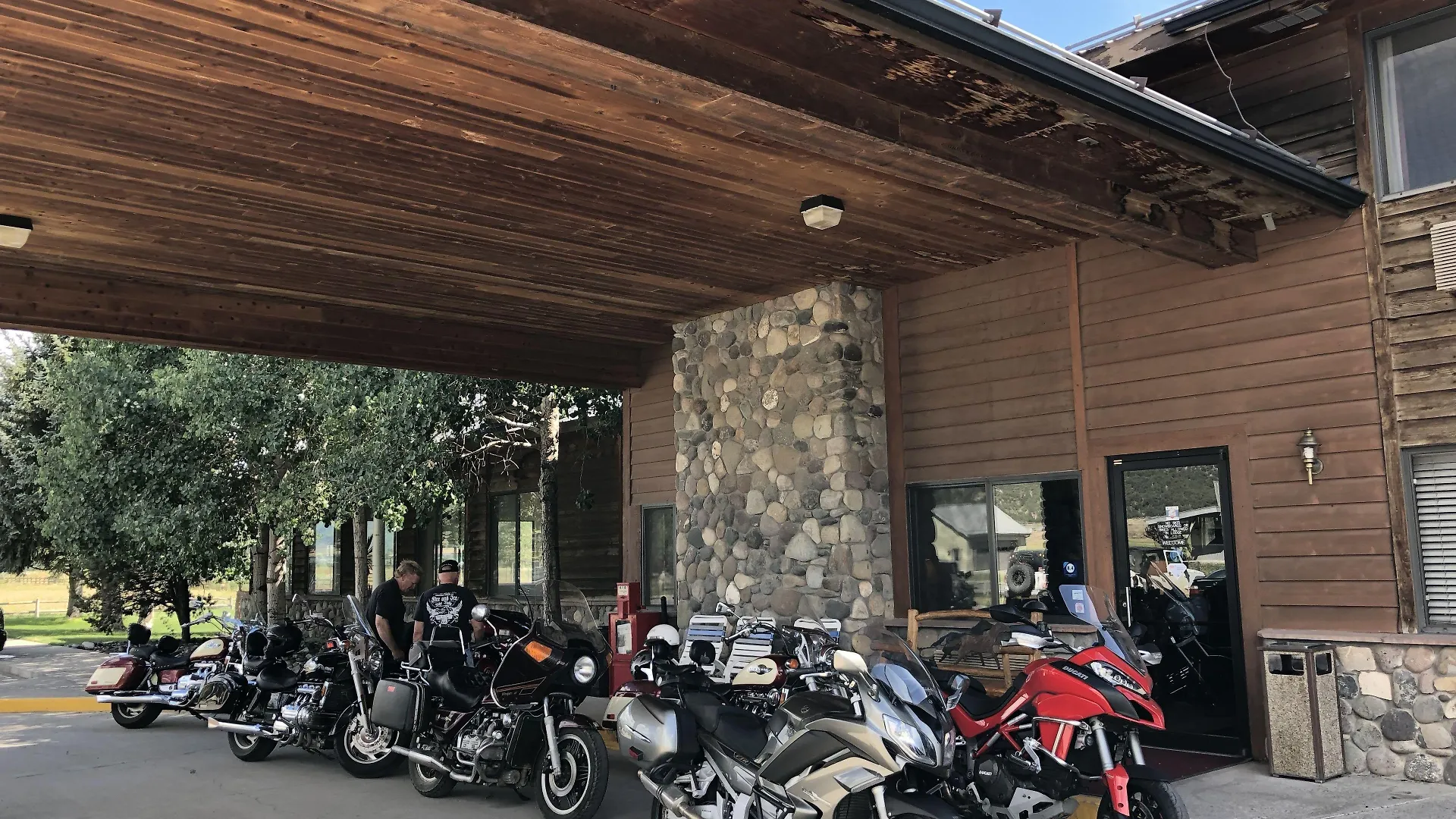 6 Budget Hotels Near Telluride Ski That Deliver Real Value