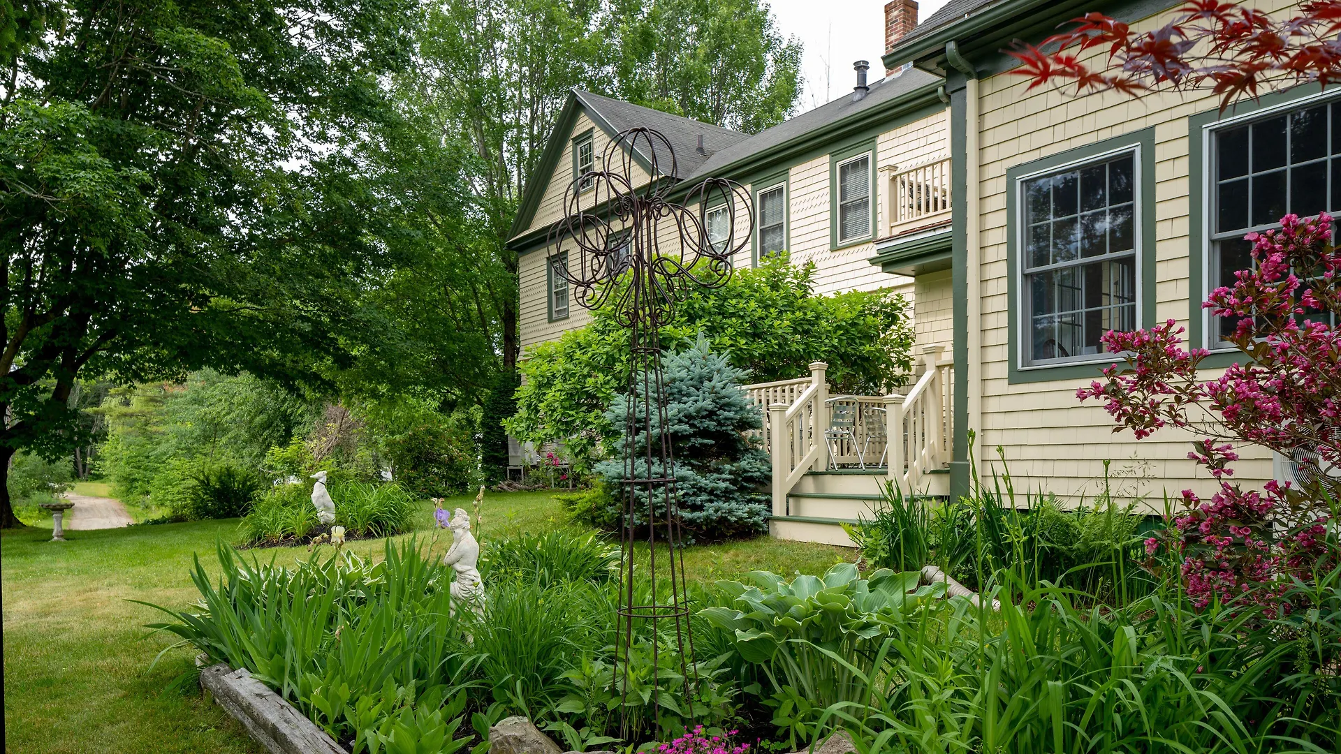 4 Couple Hotels Near Kennebunk Dog Park Worth Booking
