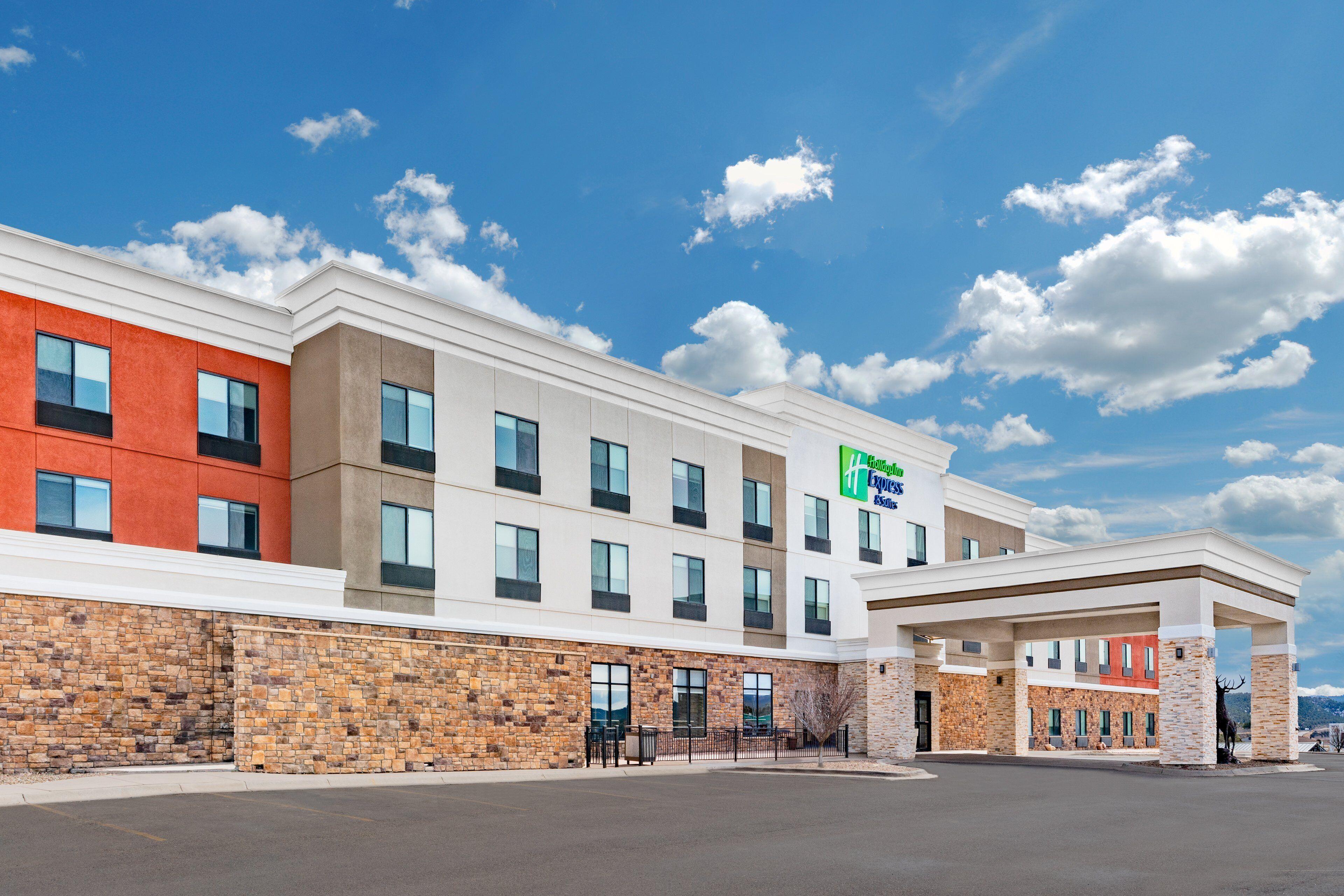 4 Holiday Inn Express Hotels in Colorado That Stand Out